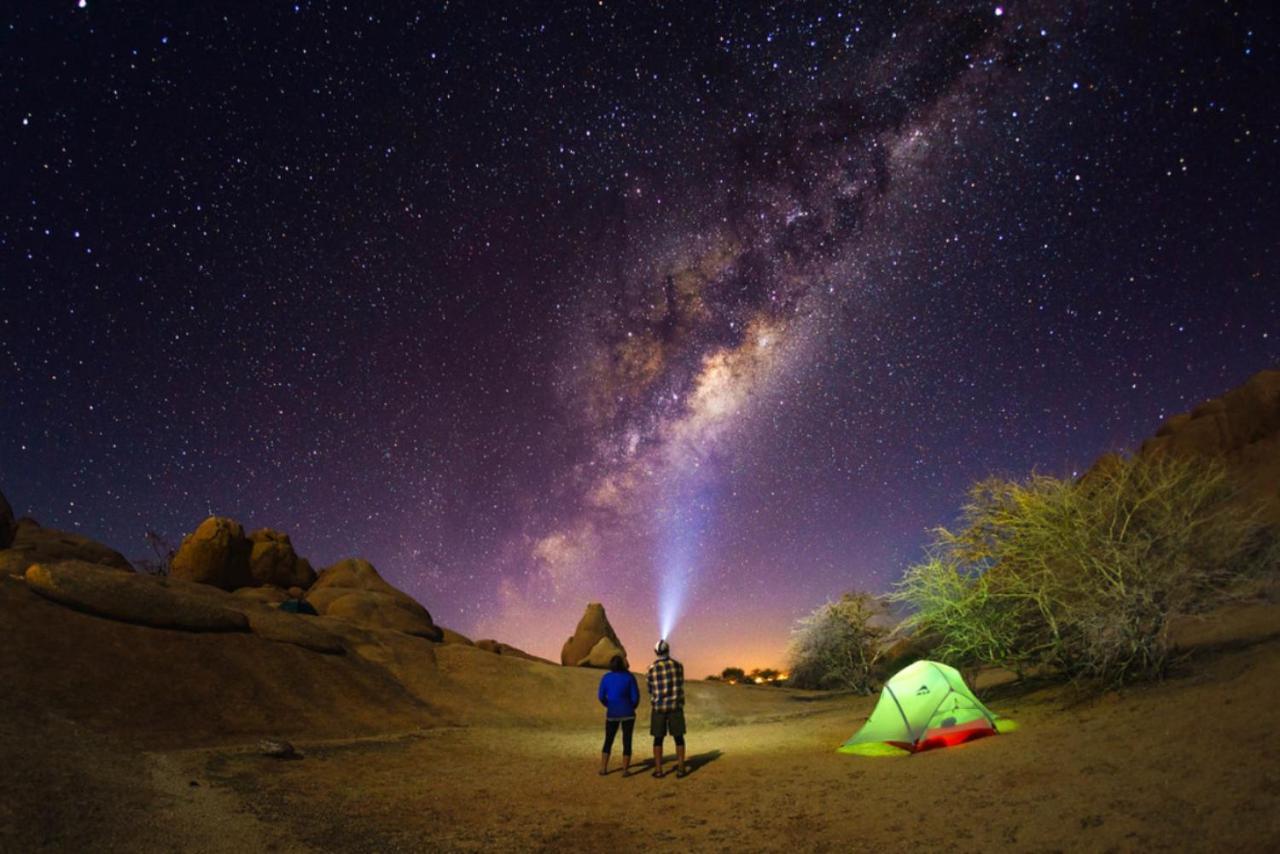 Hotel Stargazing camp&Tours Wadi Rum Esterno foto