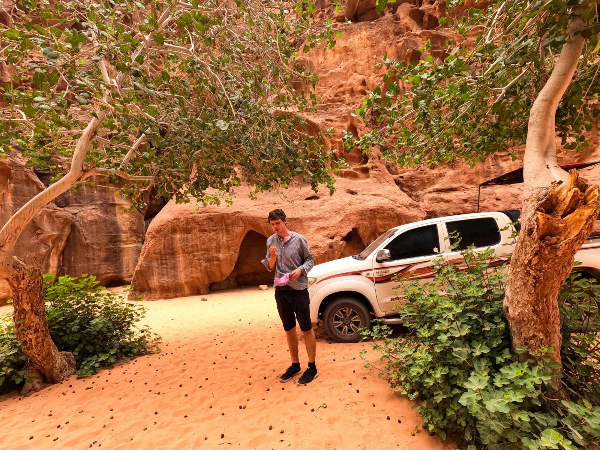 Hotel Stargazing camp&Tours Wadi Rum Esterno foto