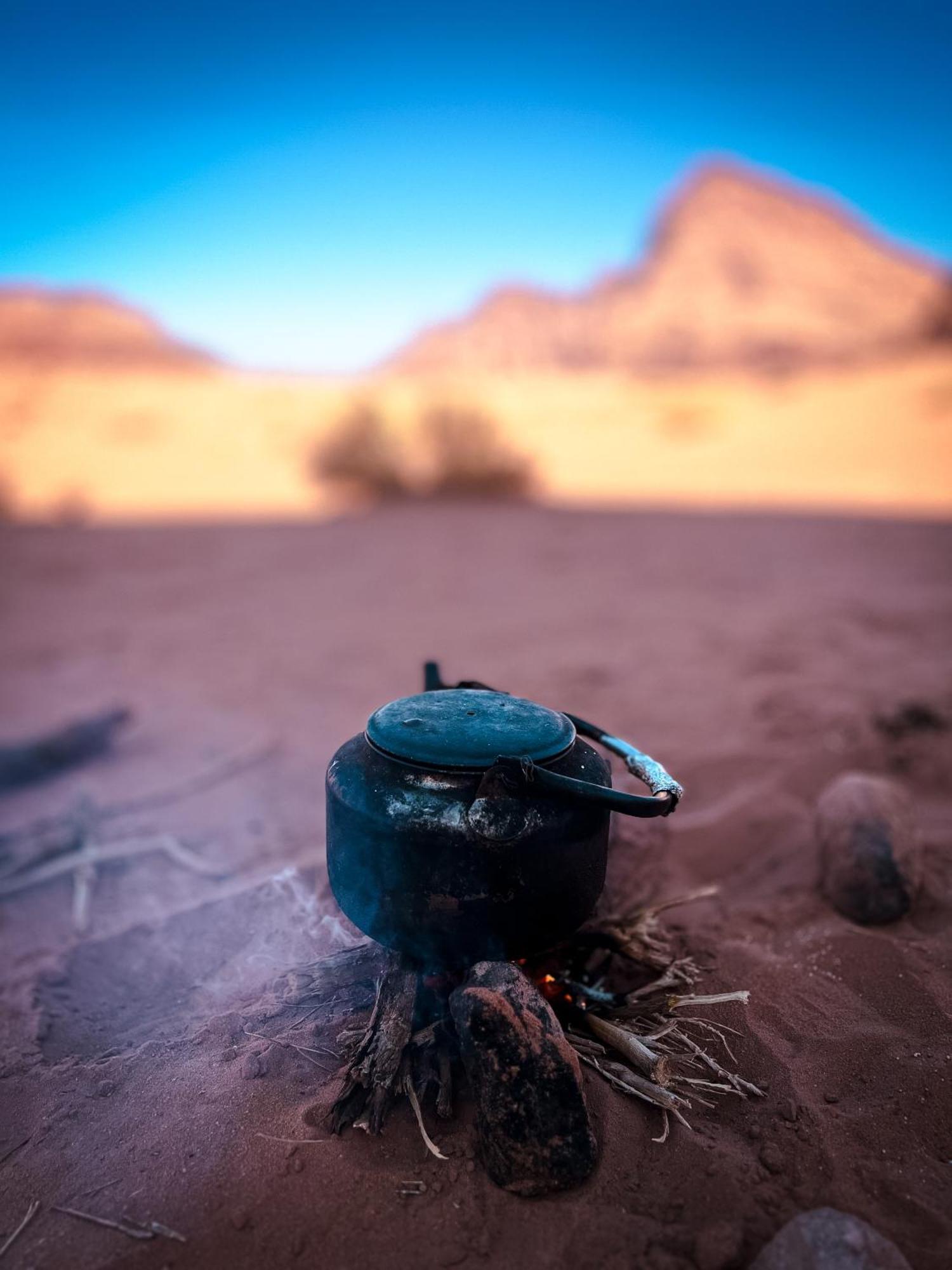 Hotel Stargazing camp&Tours Wadi Rum Esterno foto